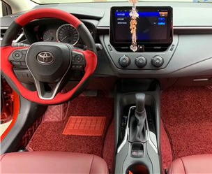 19款丰田卡罗拉私人定制保仕达大马士革系列印尼红