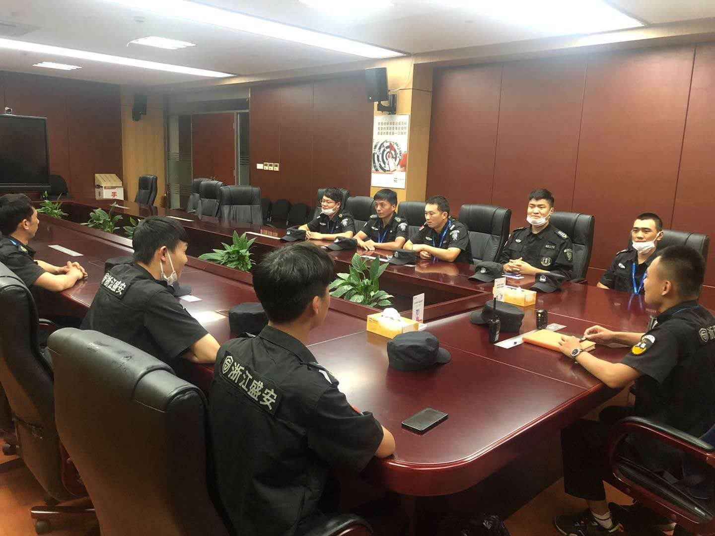申通项目召开全员会议，提前为员工去留工作做准备