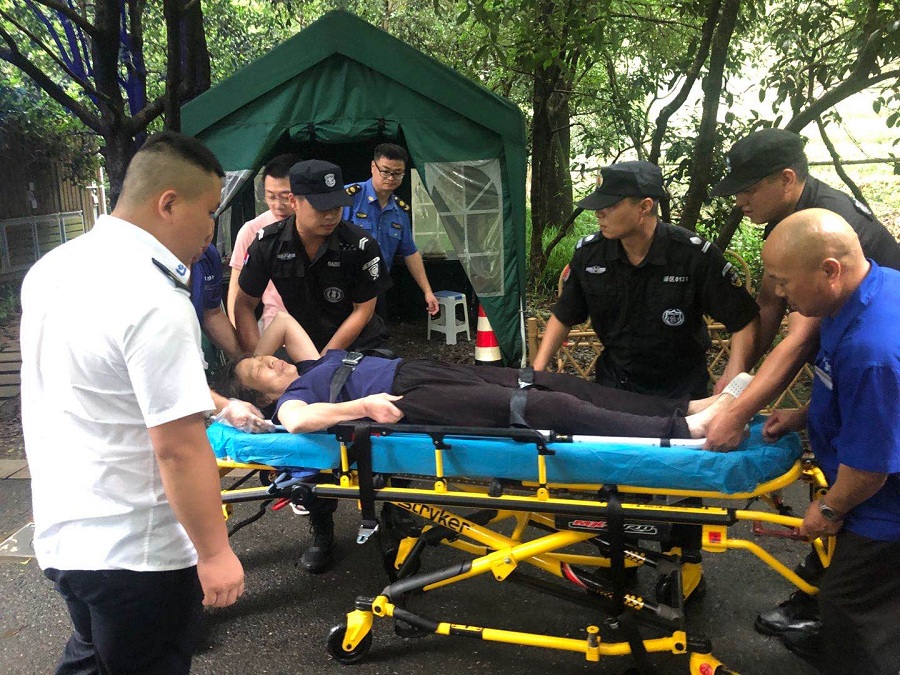 责于心，危急时刻勇担责——浙江盛安钱江景区保安勇救重伤游客