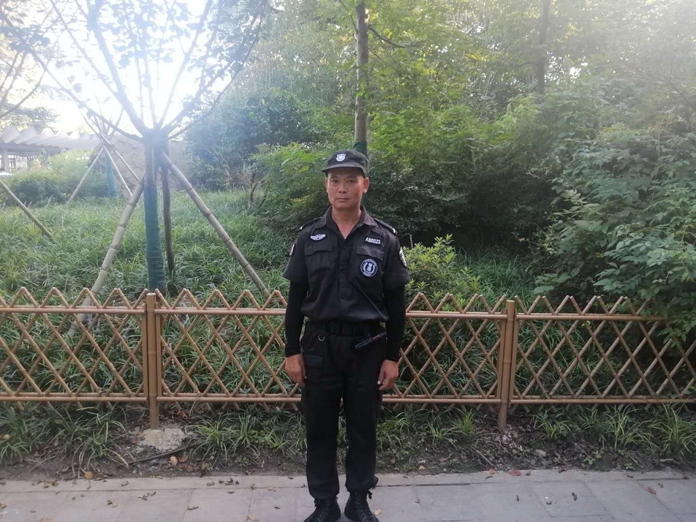致敬”八一”，致敬盛安老兵——建军节公司慰问退伍军人