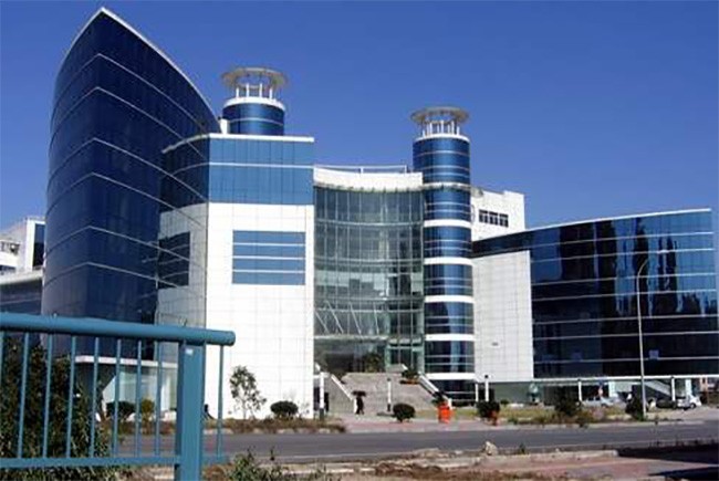 Oil - gas lubrication is beneficial to the performance of electric spindle