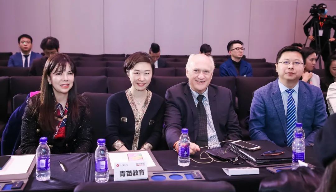 时隔五年回归,为中国国际教育做出突出贡献的他在这里看到了中国双语学校的未来 时隔五年回归,为中国国际教育做出突出贡献的他在这里看到了中国双语学校的未来