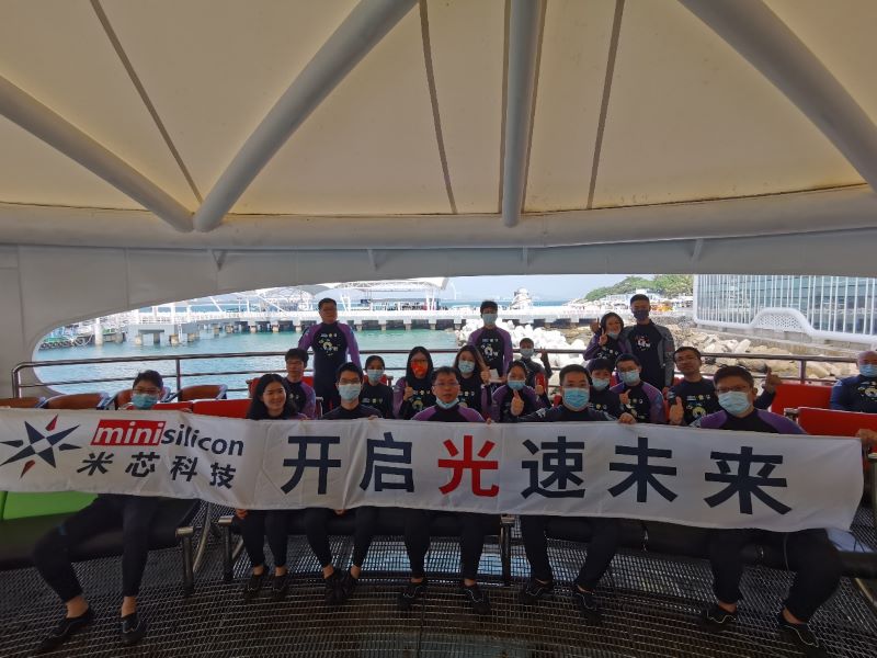 携手四载同行，欢聚三亚同庆
