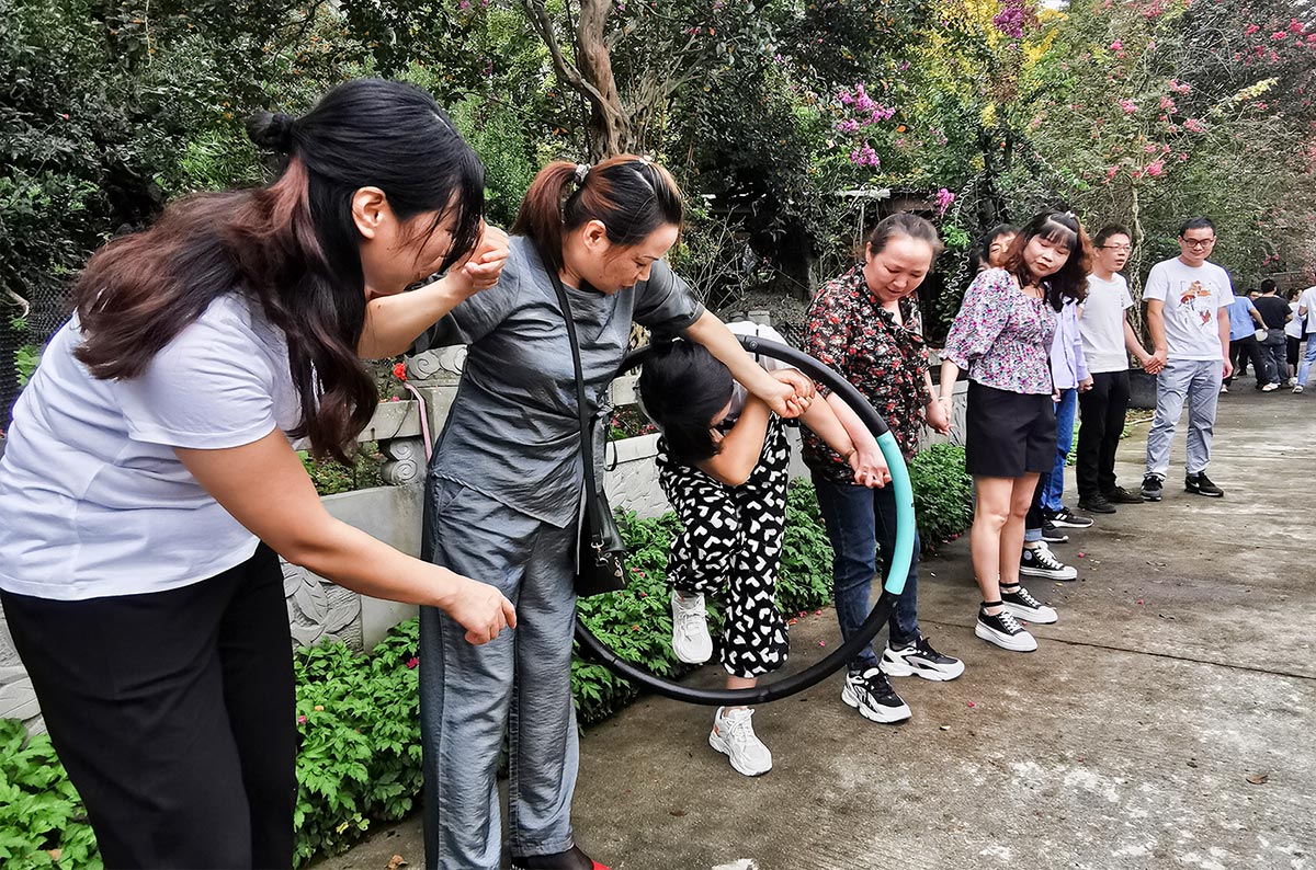 华神科技制药厂生产系统企业文化团建活动圆满举行