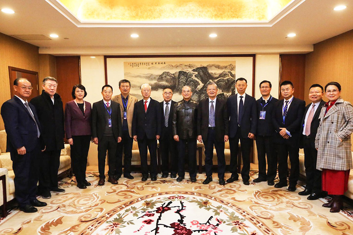 【三七通舒助推中医药国际化进程】华神科技应邀出席首届科学与大健康高端论坛