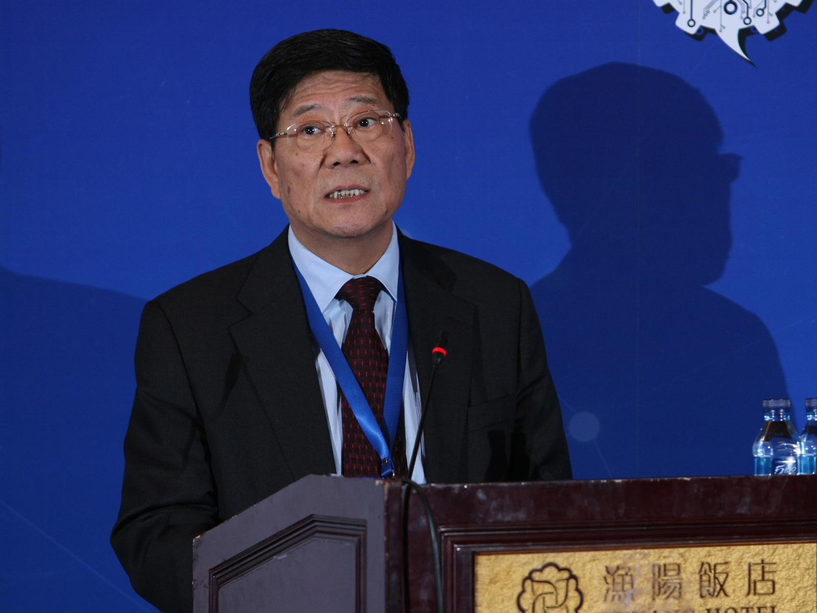 [最新动态]第十一届中国企业实施“走出去“战略论坛举行海外项目发布会