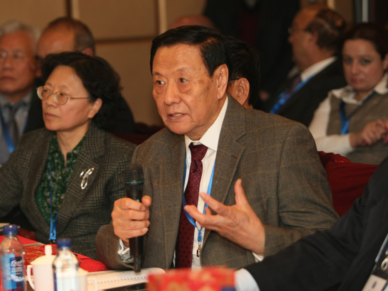 [最新动态]第十一届中国企业实施“走出去“战略论坛举行海外项目发布会