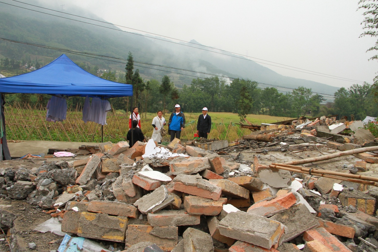 中国留学人才发展基金会“雅安地震”心理援助专家志愿团系列报道之六 中国留学人才发展基金会“雅安地震”心理援助专家志愿团系列报道之六
