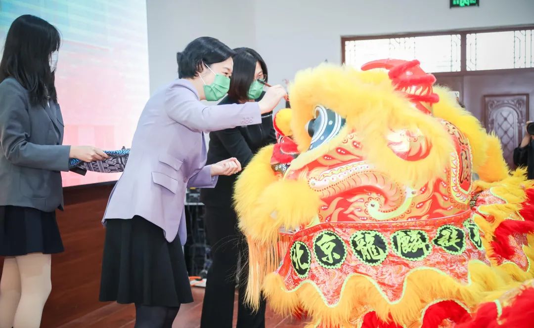 热烈祝贺:青苗教育新理想在青山秀水的怀柔再出发! 热烈祝贺:青苗教育新理想在青山秀水的怀柔再出发!