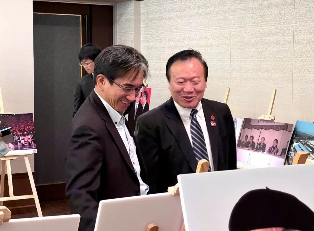 中国留学人才发展基金会理事长曹卫洲会长会见日本驻华大使垂秀夫 中国留学人才发展基金会理事长曹卫洲会长会见日本驻华大使垂秀夫
