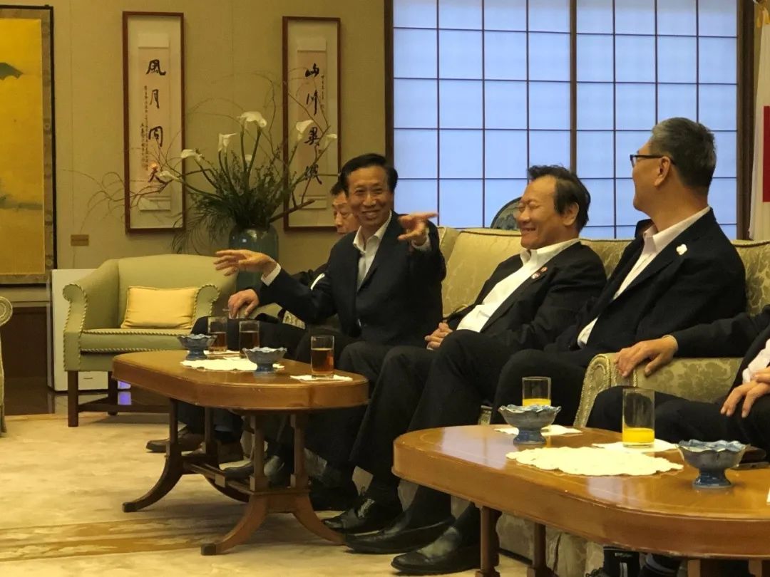 中国留学人才发展基金会理事长曹卫洲会长会见日本驻华大使垂秀夫 中国留学人才发展基金会理事长曹卫洲会长会见日本驻华大使垂秀夫