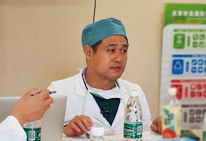大骨节病公益扶贫项目在北京大学人民医院组织召开专家会诊会议