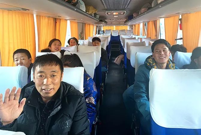 中央财政支持中国留学人才发展基金会西藏洛隆县大骨节病社会服务试点项目2019年最后一批来京手术患者术后返乡