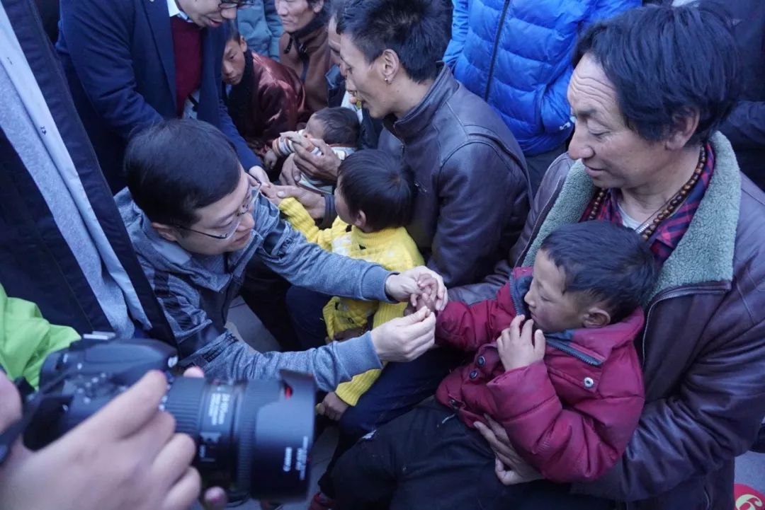 “不忘初心 牢记使命 爱在昌都 杏林送暖”——2019年昌都市第二批手足畸形患儿医疗救治公益活动正在进行！