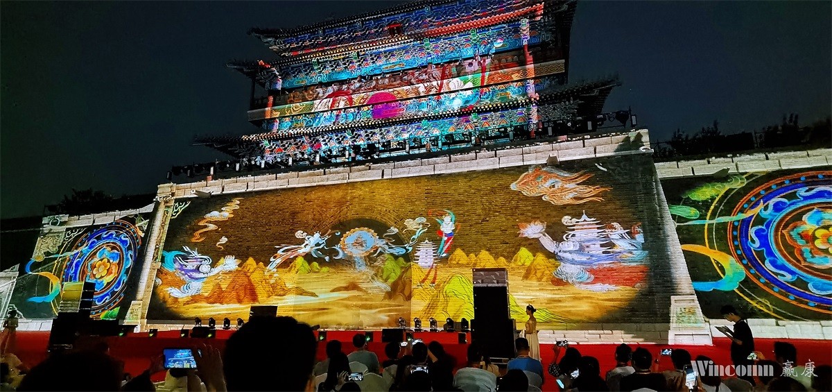 华谊兄弟（济南）电影小镇夜游投影秀