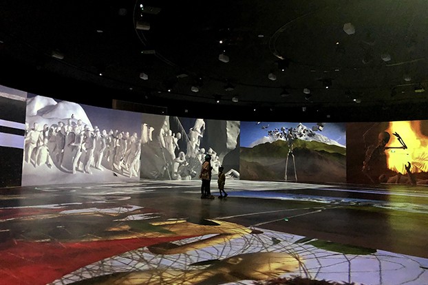 海花岛博物馆艺术展4号馆360°环幕投影