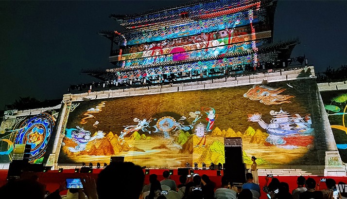 赢康为华谊兄弟（济南）电影小镇打造夜游主题体验项目
