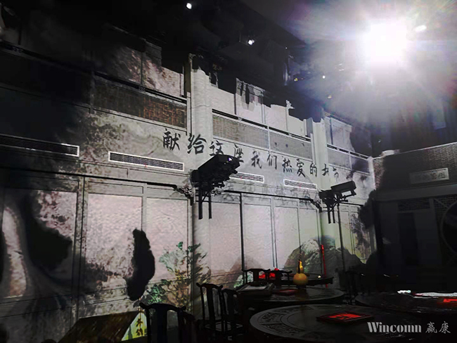 360°全沉浸演出惊艳上演,《南京喜事》成为南京文化新名片 360°全沉浸演出惊艳上演,《南京喜事》成为南京文化新名片