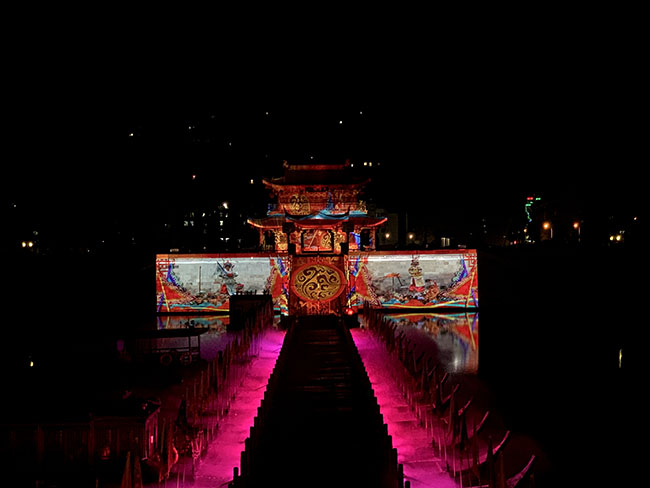 古典楼阁焕发别样魅力,赢康参与佛堂古镇夜游投影 古典楼阁焕发别样魅力,赢康参与佛堂古镇夜游投影