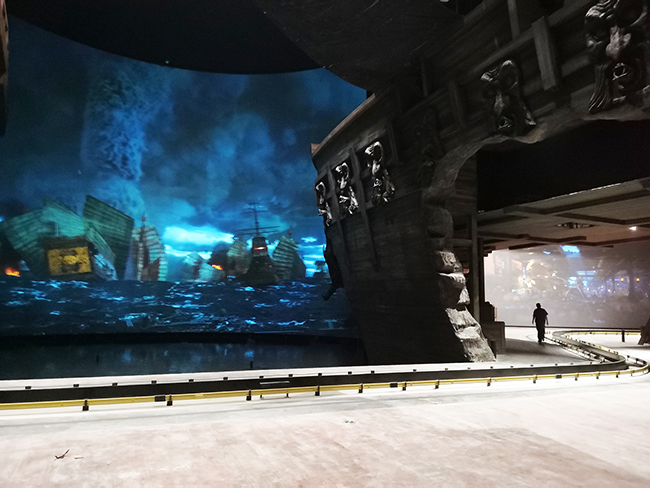 4D魔幻大秀《西洋惊涛》带你体验超真实海上战斗! 4D魔幻大秀《西洋惊涛》带你体验超真实海上战斗!