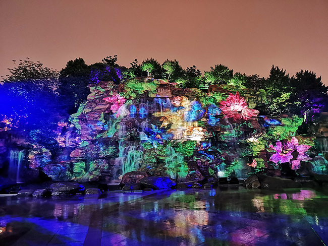 华美影像点亮大唐芙蓉园,赢康参与投影设计工作 华美影像点亮大唐芙蓉园,赢康参与投影设计工作