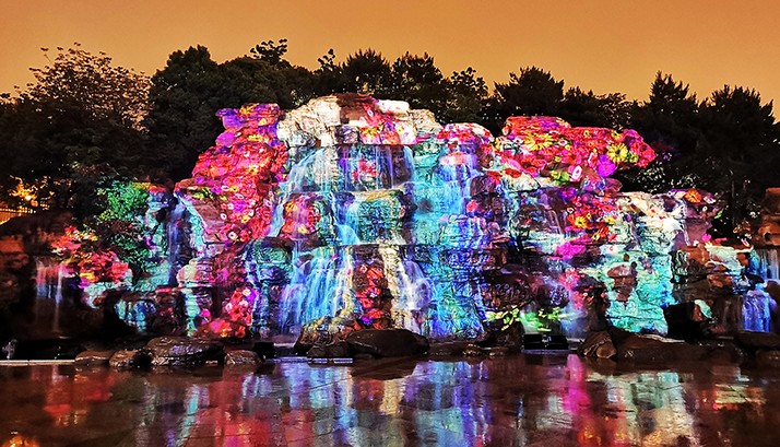 华美影像点亮大唐芙蓉园，赢康参与投影设计工作