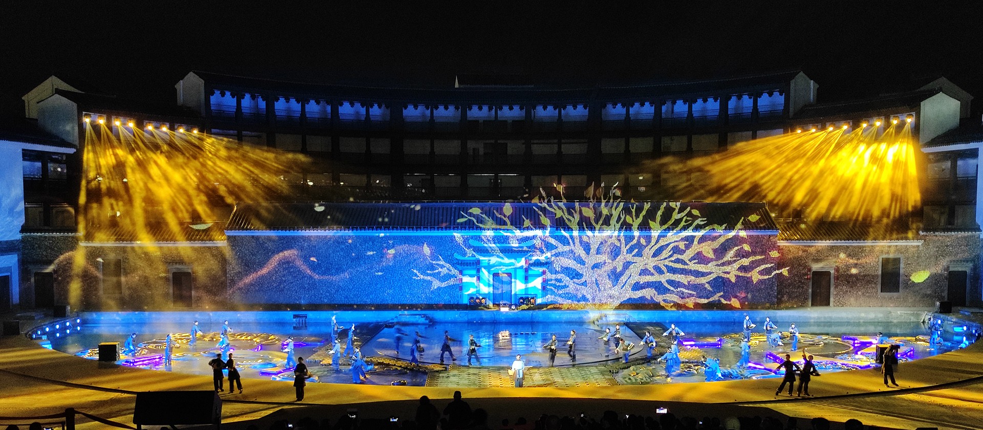 演艺空间