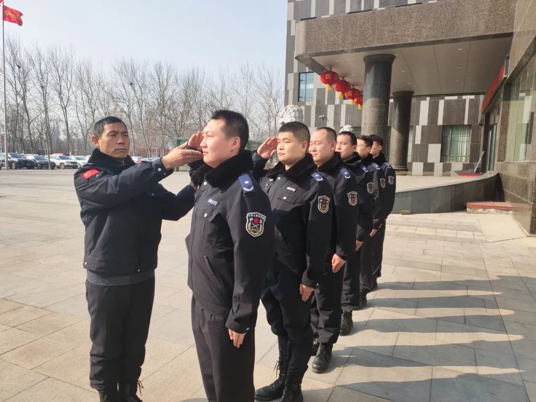 【凡星闪烁 榜样引领】平凡之星:德州市金盾保安服务有限责任公司 周世兴 【凡星闪烁 榜样引领】平凡之星:德州市金盾保安服务有限责任公司 周世兴