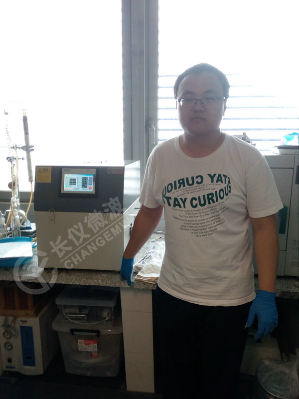 2018年5月21日我司新款微波快速热解炉在清华大学验收 2018年5月21日我司新款微波快速热解炉在清华大学验收