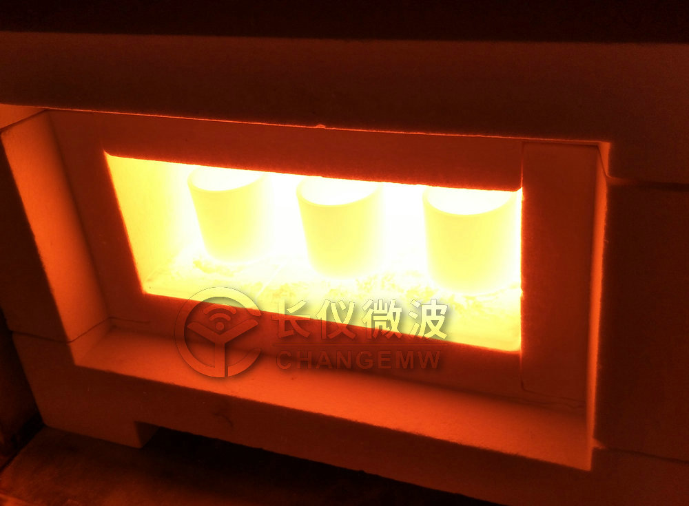 选择微波高温烧结炉时要关注哪些细节? 选择微波高温烧结炉时要关注哪些细节?