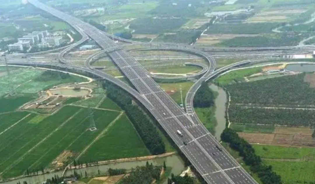 广深沿江高速公路