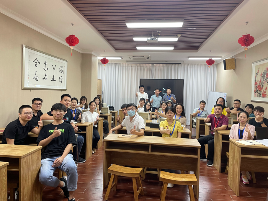 众为邀请行业专家举办电梯知识专题培训 众为邀请行业专家举办电梯知识专题培训