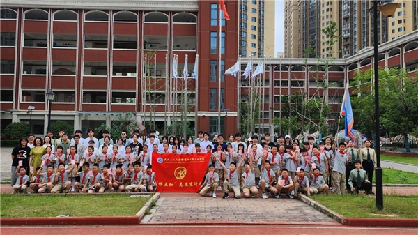 【中国网】“红色精神伴成长,童心向党心飞扬” ——红色主题教育系列活动 【中国网】“红色精神伴成长,童心向党心飞扬” ——红色主题教育系列活动