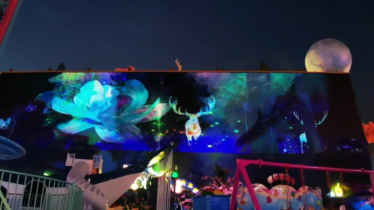 青岛明月·山海间不夜城游乐场投影秀