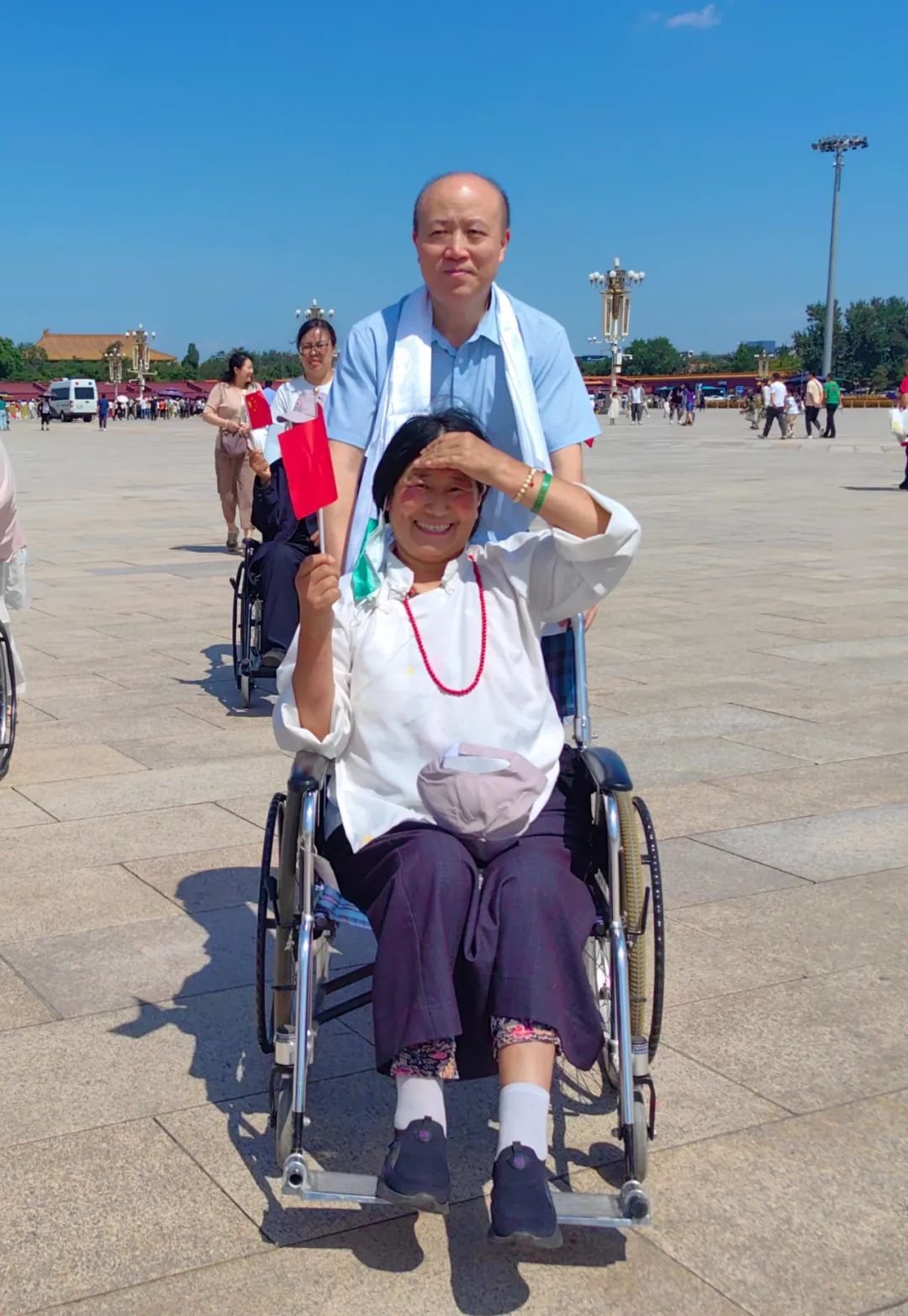 党的光辉照西藏 西藏人民心向党