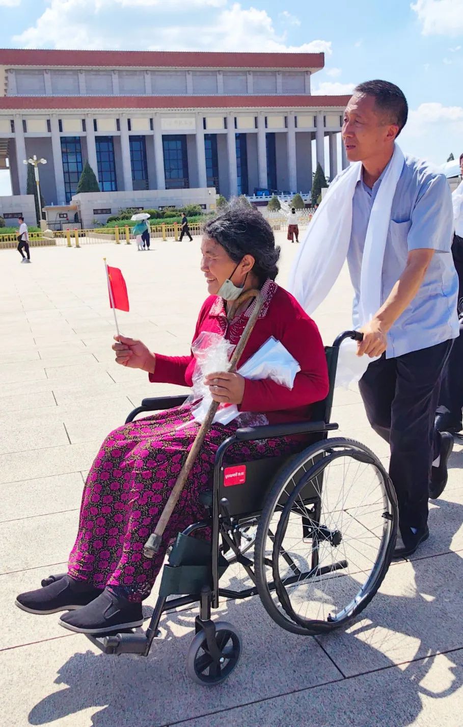 党的光辉照西藏 西藏人民心向党
