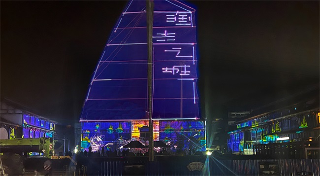 国内首个滨海场景演艺秀震撼上演,赢康投影为“渔光之城”更添光彩 国内首个滨海场景演艺秀震撼上演,赢康投影为“渔光之城”更添光彩