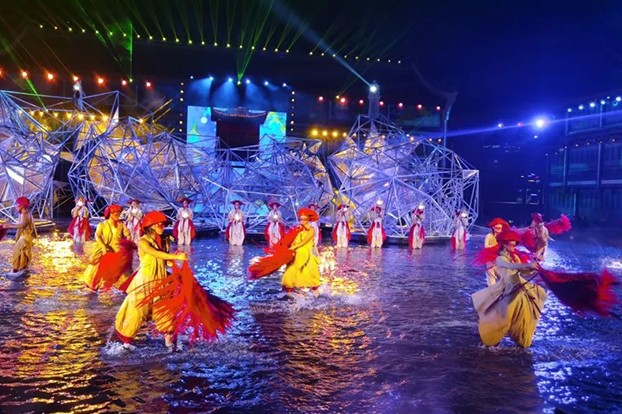 “渔光之城”滨海场景演艺秀