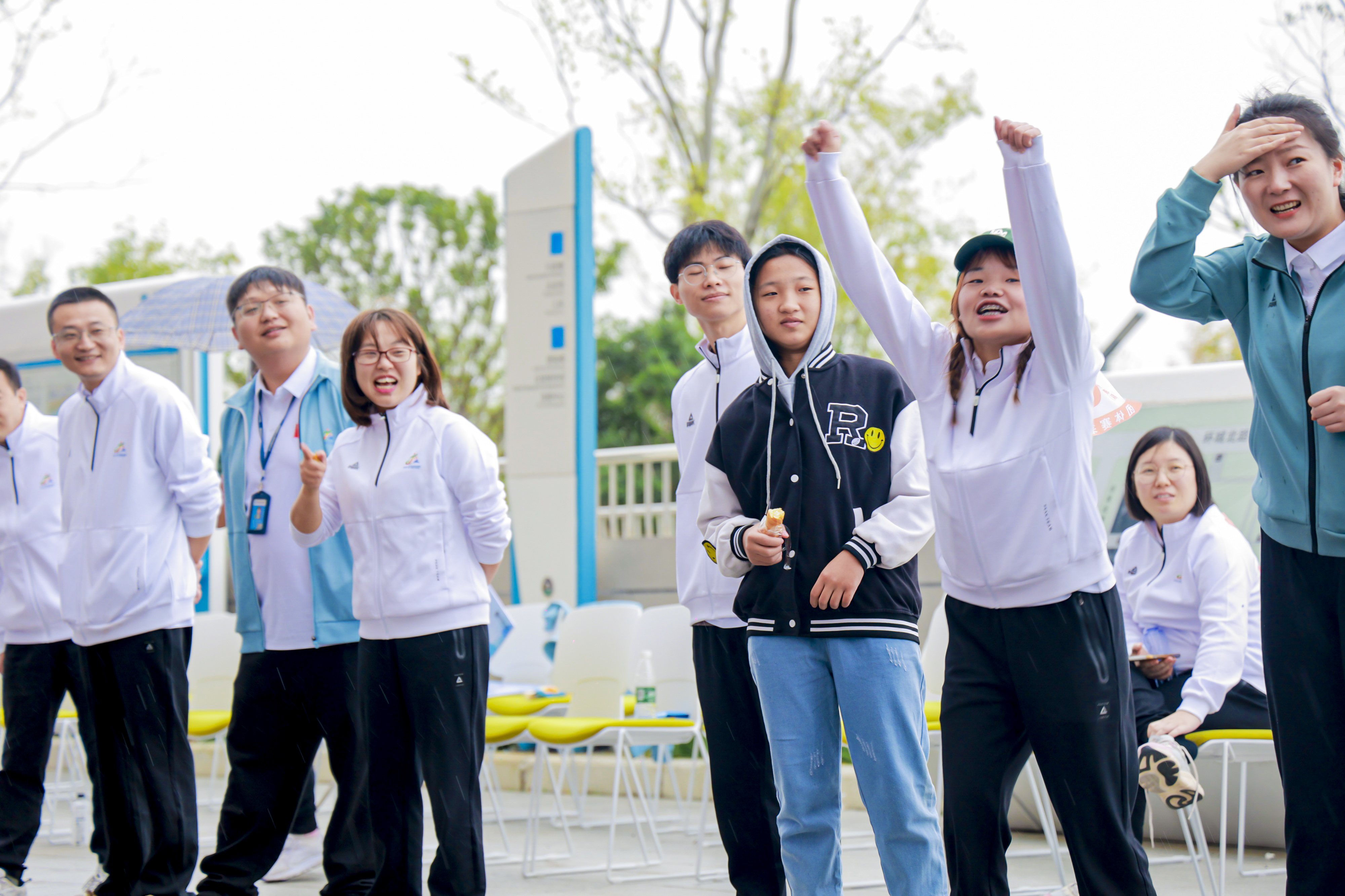 在秋天,赴一场运动之约——武汉同济航天城医院成功举办首届职工运动会 在秋天,赴一场运动之约——武汉同济航天城医院成功举办首届职工运动会