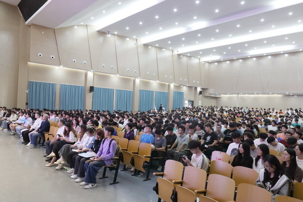 我院举办华为文化周暨华为公开课进校园活动 我院举办华为文化周暨华为公开课进校园活动