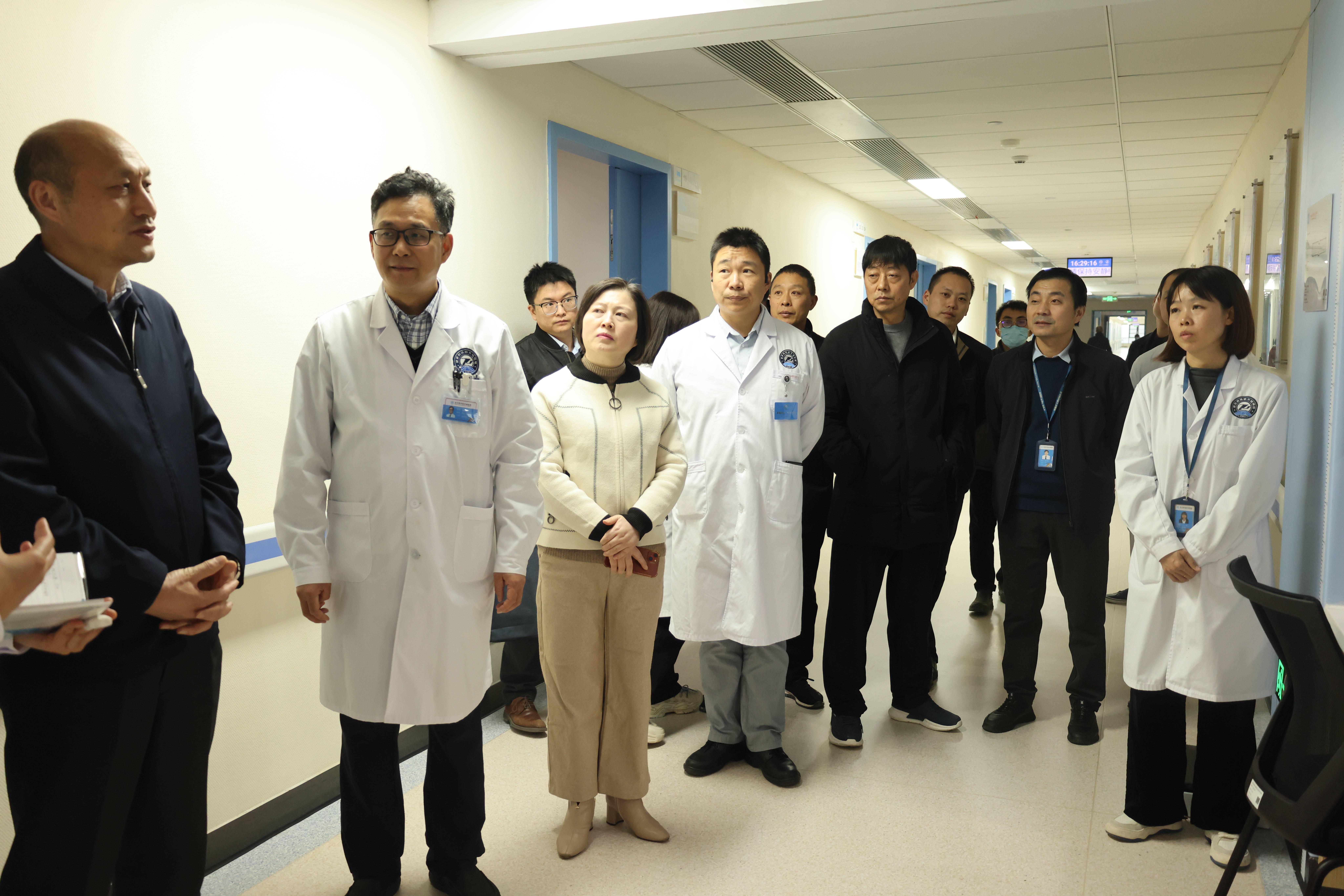湖北省卫健委领导一行莅临我院调研指导工作 湖北省卫健委领导一行莅临我院调研指导工作