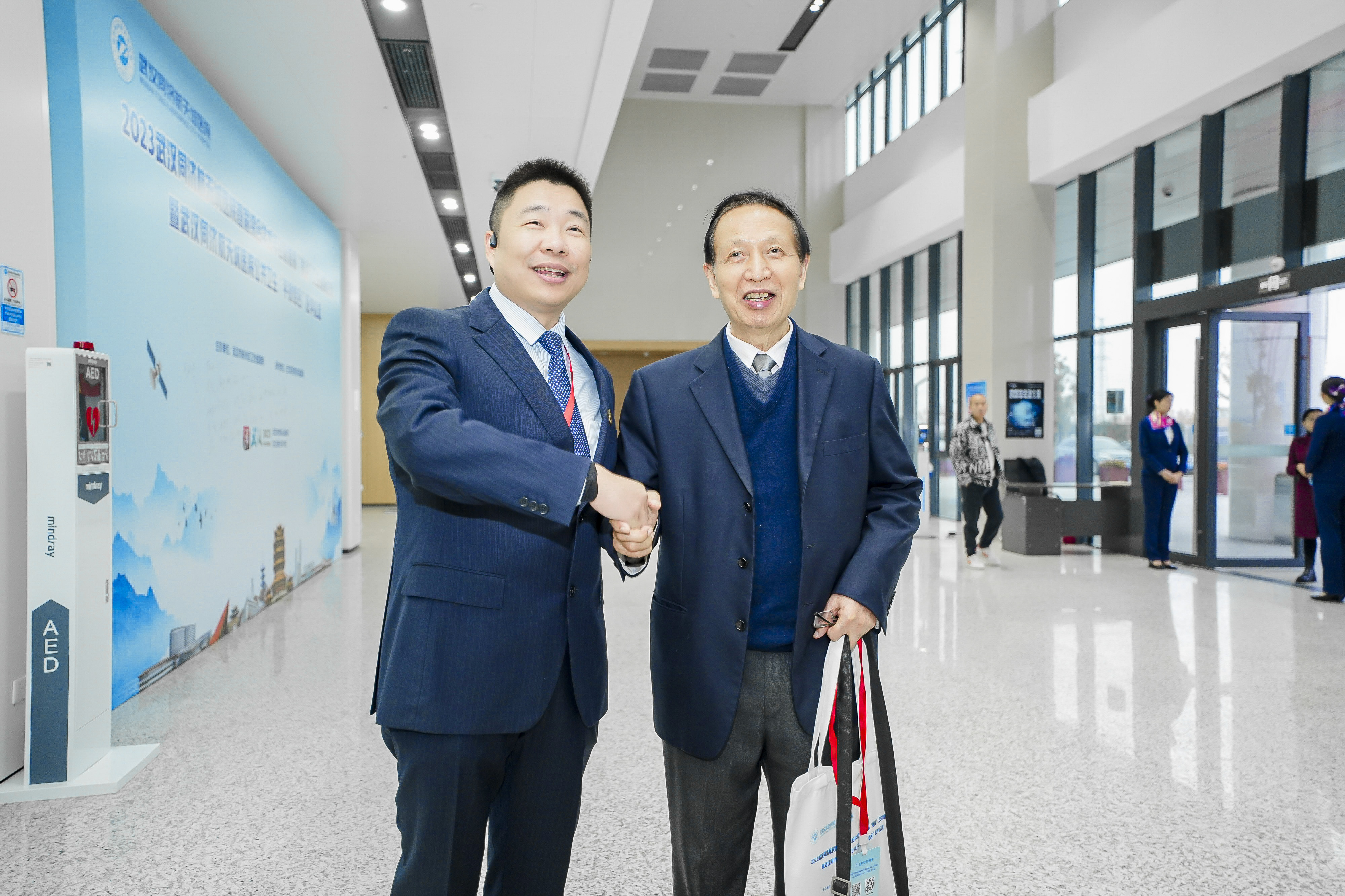 大咖云集 共享盛宴——首届武汉同济航天城医院综合学术年会暨“星谷”卫生健康论坛暨公共卫生“平战结合”医学论坛圆满落幕! 大咖云集 共享盛宴——首届武汉同济航天城医院综合学术年会暨“星谷”卫生健康论坛暨公共卫生“平战结合”医学论坛圆满落幕!