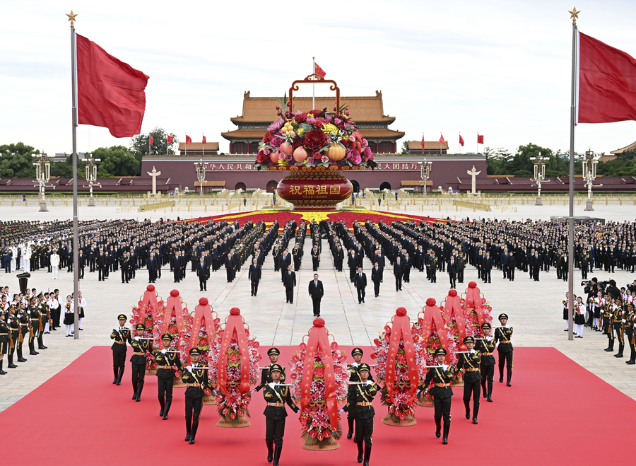 烈士纪念日向人民英雄敬献花篮仪式在京隆重举行 习近平等党和国家领导人出席