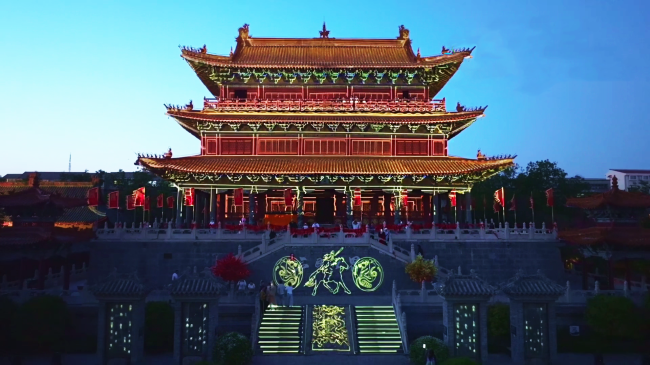 走进许昌，夜游三国，赢康科影达参与打造春秋楼投影秀