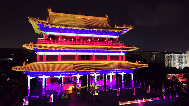 走进许昌，夜游三国，赢康科影达参与打造春秋楼投影秀