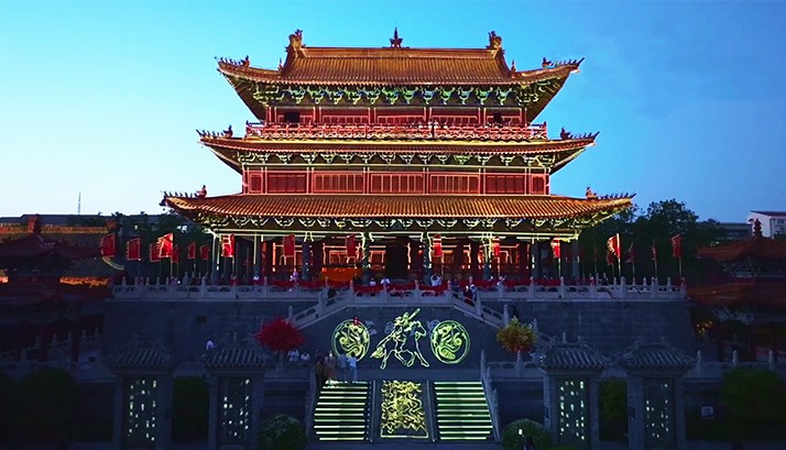 走进许昌，夜游三国，赢康科影达参与打造春秋楼投影秀