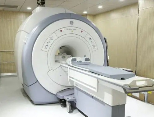 醫用質子/重離子加速器治療系統