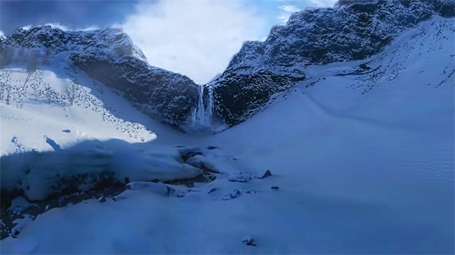 “飞越长白山”飞行影院画质升级,赢康为其采用科视50000流明投影机 “飞越长白山”飞行影院画质升级,赢康为其采用科视50000流明投影机