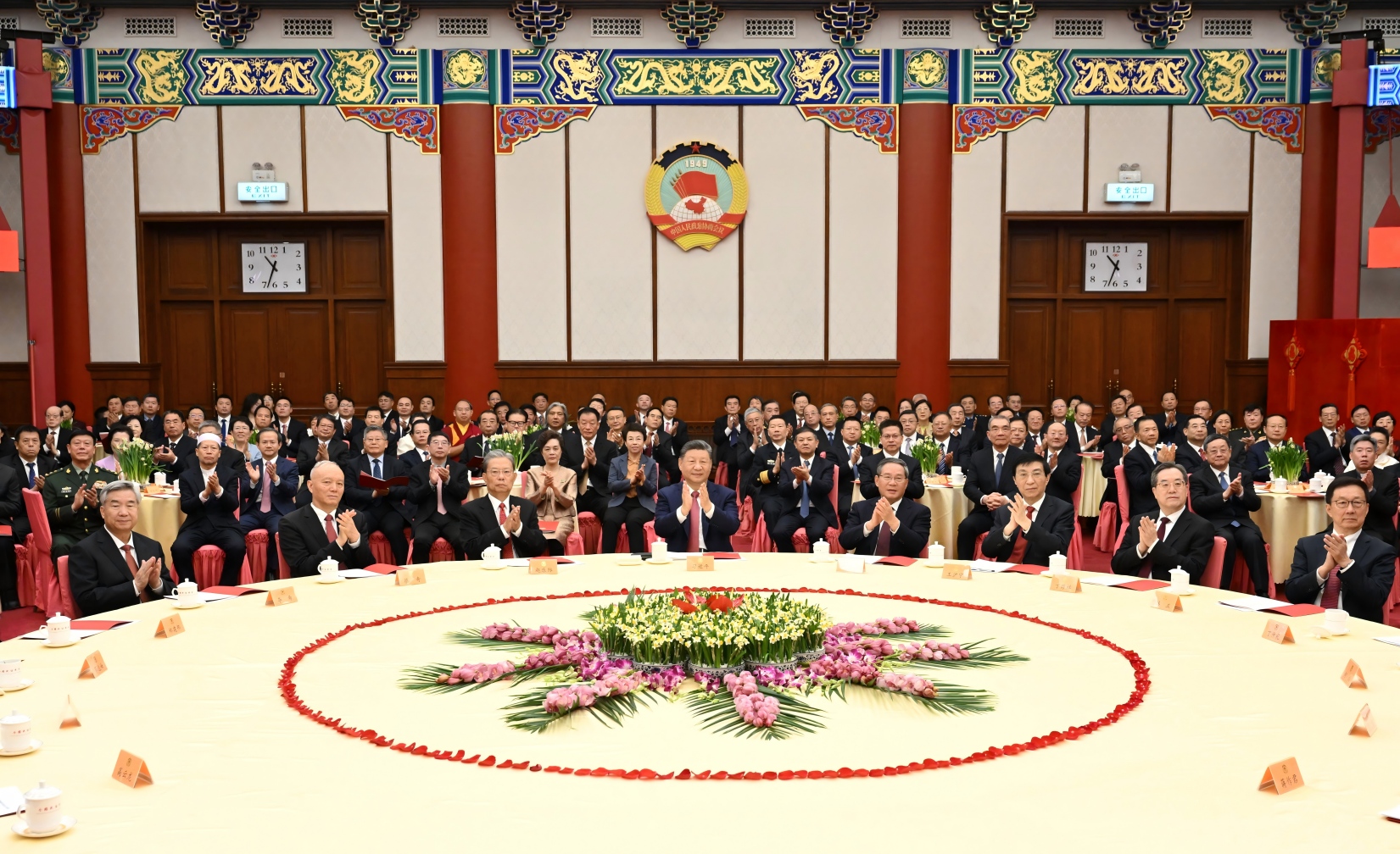 全国政协举行新年茶话会 习近平发表重要讲话