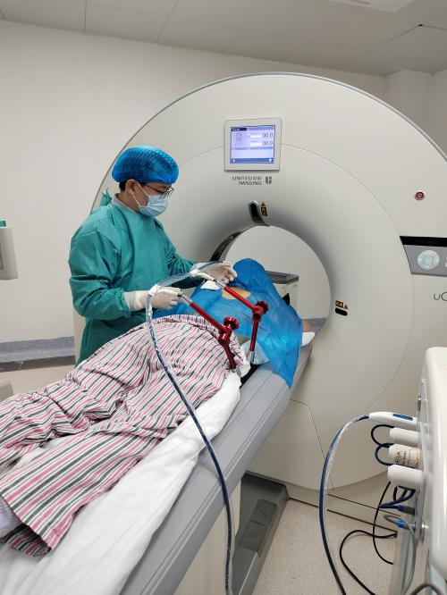 呼吸与危重症医学科